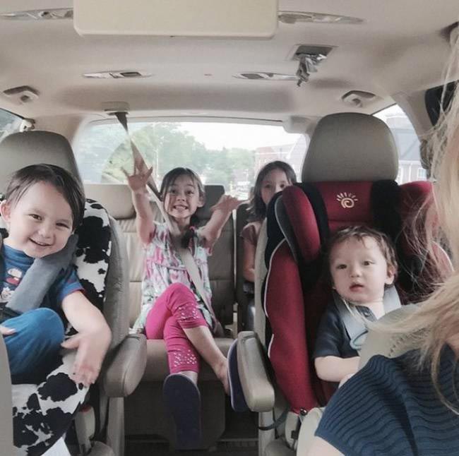 Сколько лет женщине, угадать сколько лет женщине, сколько ей лет