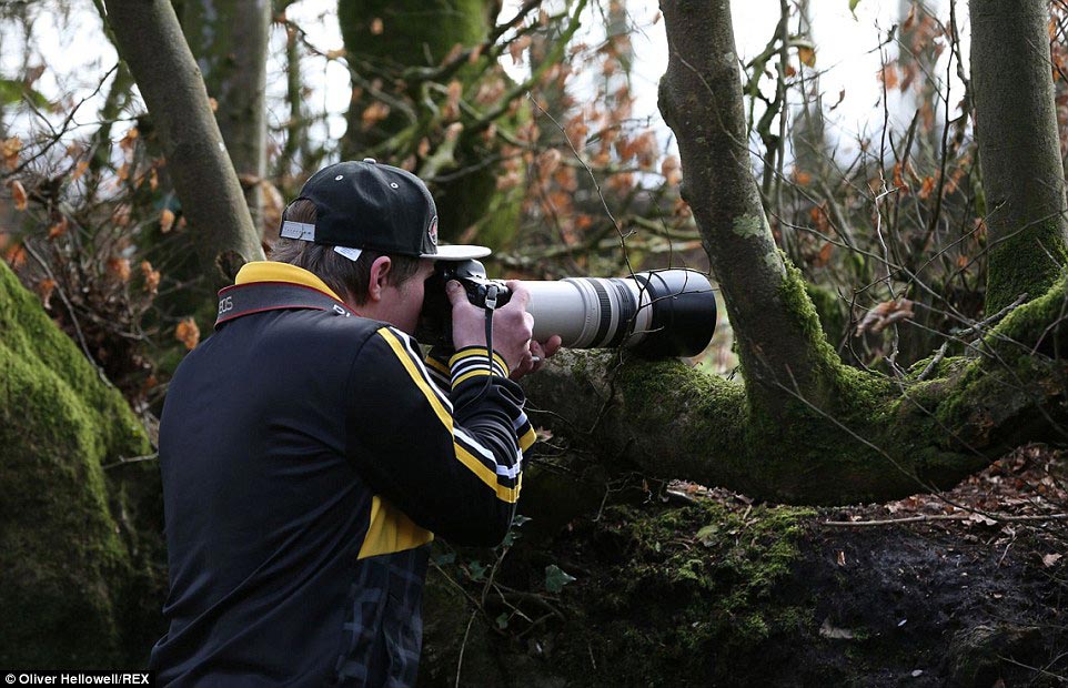 фотограф с синдромом Дауна, Оливер Хеллоуэл, Oliver Hellowell