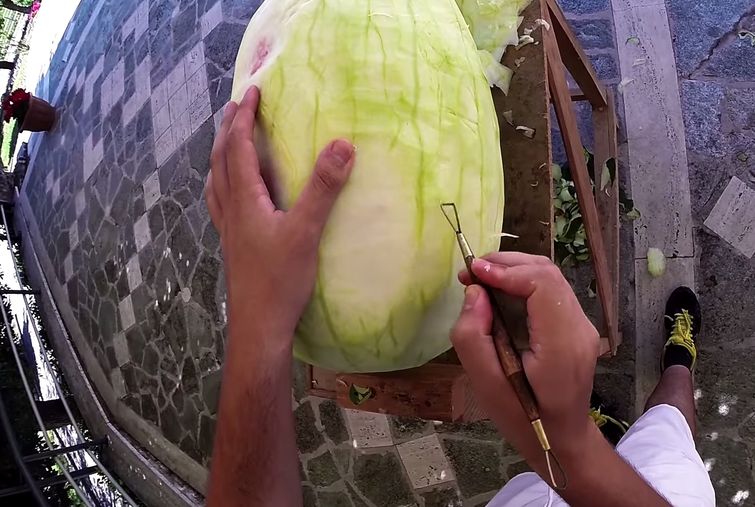Арбузных дел мастер: скульптор превратил обыкновенный арбуз в жуткого дракона Валериано Фатика, Valeriano Fatica, дракон из арбуза