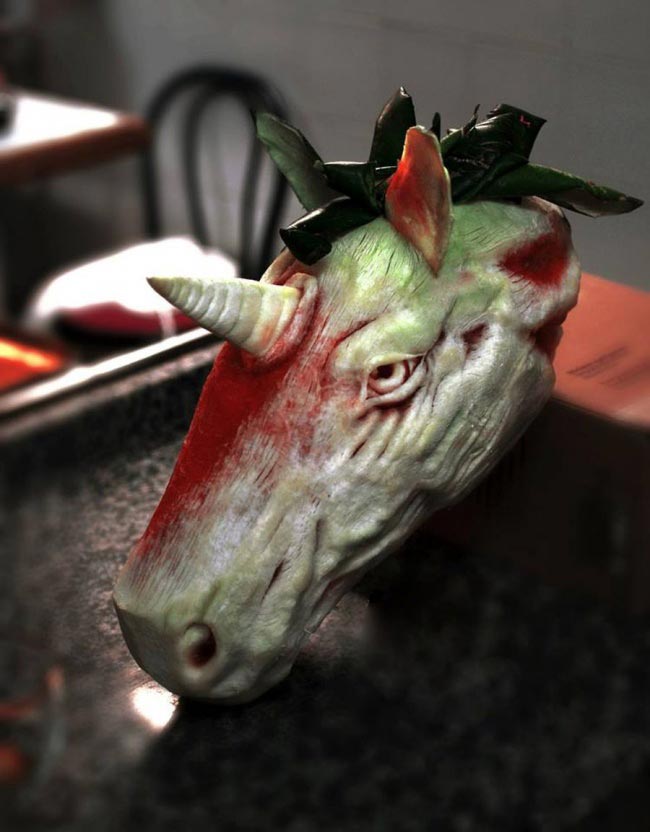 Арбузных дел мастер: скульптор превратил обыкновенный арбуз в жуткого дракона Валериано Фатика, Valeriano Fatica, дракон из арбуза