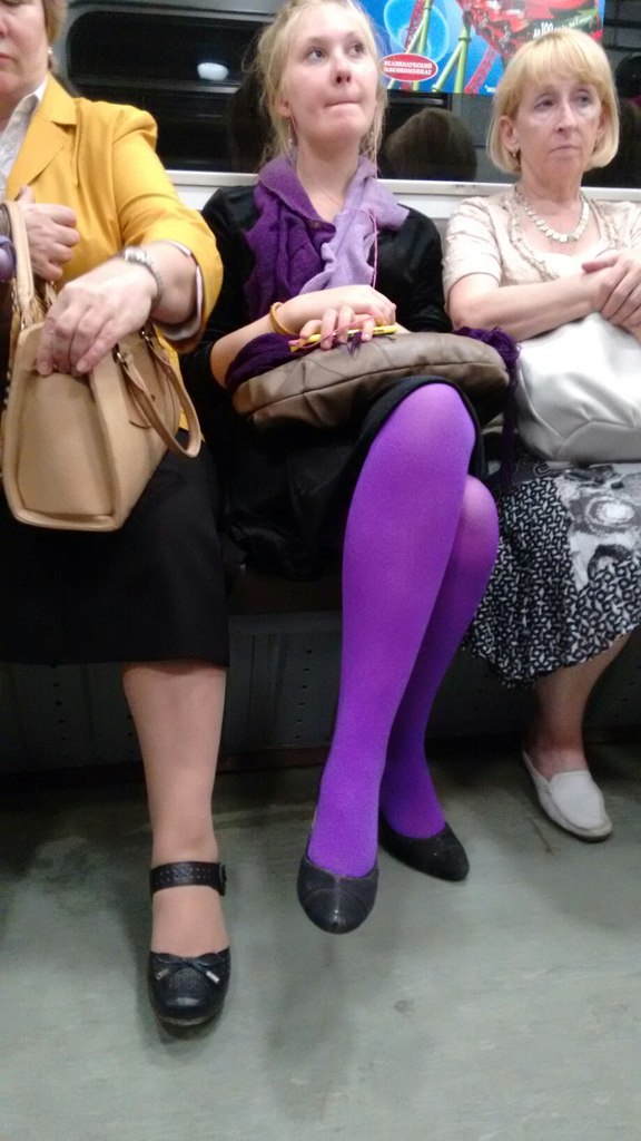 мода петербургского метро, мода метро, модники в транспорте, странные пассажиры метро 