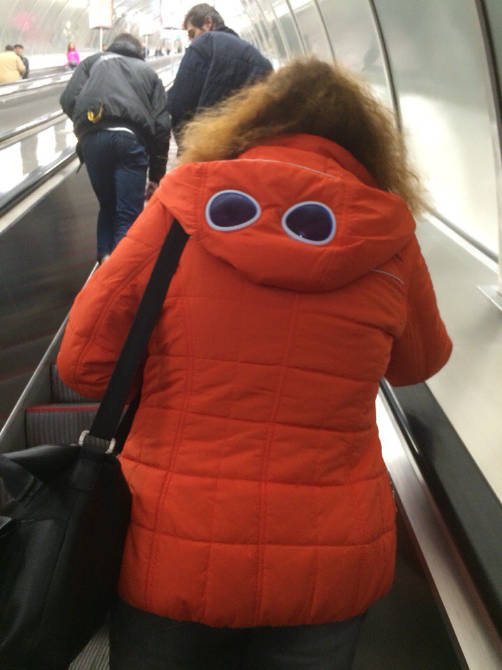 мода петербургского метро, мода метро, модники в транспорте, странные пассажиры метро 