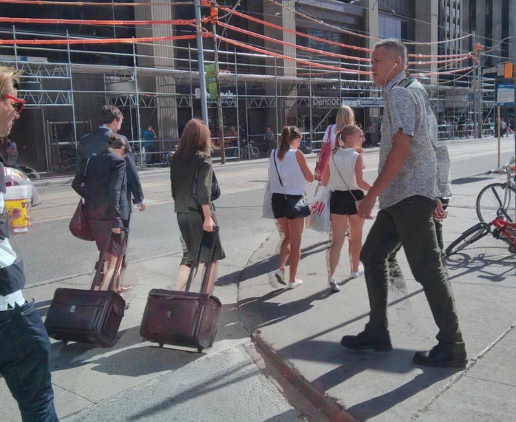 23 забавных сбоя в матрице или где-то я уже это видел сбои в матрице, забавне сбои в матрице, где-то я уже это видел, повторяющиеся вещи, забавные случаи дежавю