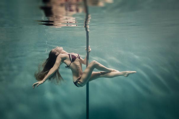 Pole dance под водой, Pole dance underwater, подводные танцы, Бретт Стенли, Brett Stanley