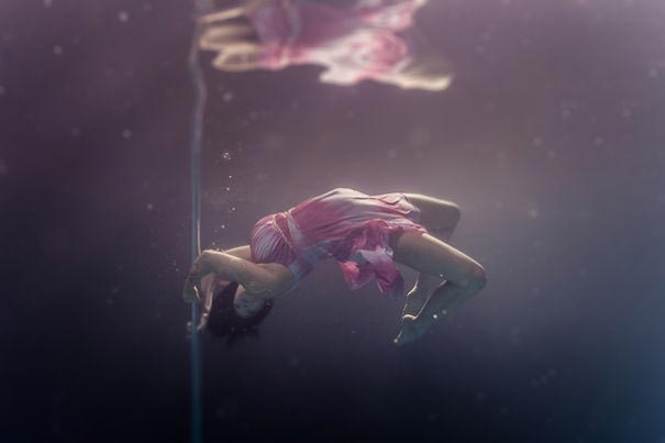 Pole dance под водой, Pole dance underwater, подводные танцы, Бретт Стенли, Brett Stanley