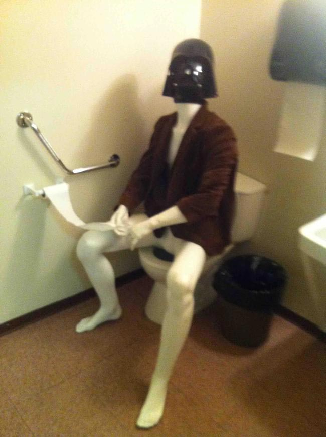 Туалетные фотографии, странные люди в туалете