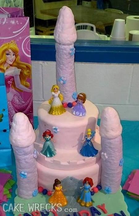 Disney Cake Fails, ужасные торты, nailed it, торты в виде диснеевских персонажей 