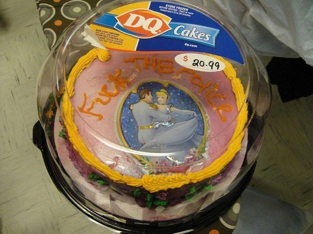 Disney Cake Fails, ужасные торты, nailed it, торты в виде диснеевских персонажей 
