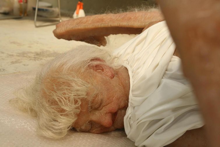 скульптура падшего ангела, реалистичная скульптура падшего ангела