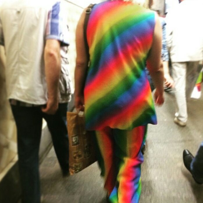 мода петербургского метро, мода метро, модники в транспорте, странные пассажиры метро 