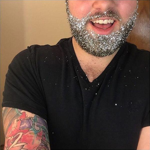 Блестки в бороде — блестящий тренд в подготовке к рождественским праздникам блестки в бородах, бороды блестки рождество, блестки в бородах gaybeards