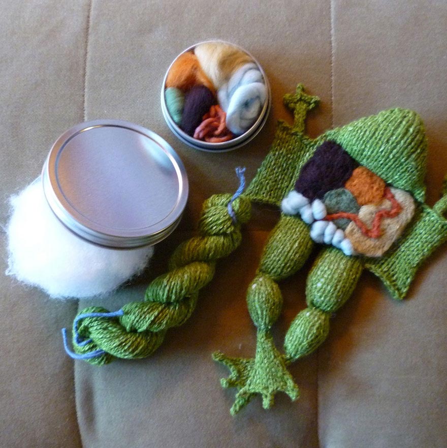 Вязаная анатомия,препарированные вязаные животные, Эмили Стоункинг, Emily Stoneking