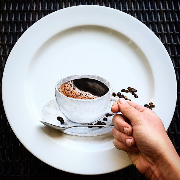 Гиперреалистичные рисунки на тарелках, которые сложно отличить от реальных вещей Гиперреалистичные рисунки на тарелках, Plart, Жаклин Пуарье, Jacqueline Poirier