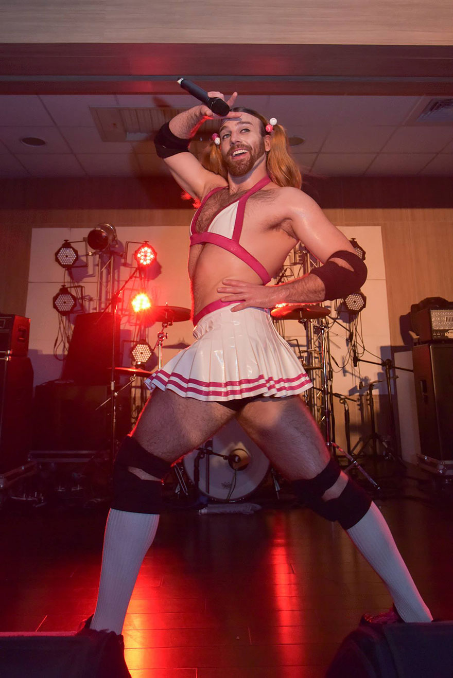 Ladybeard, металист в платье, Ричард Магери, Richard  Magarey