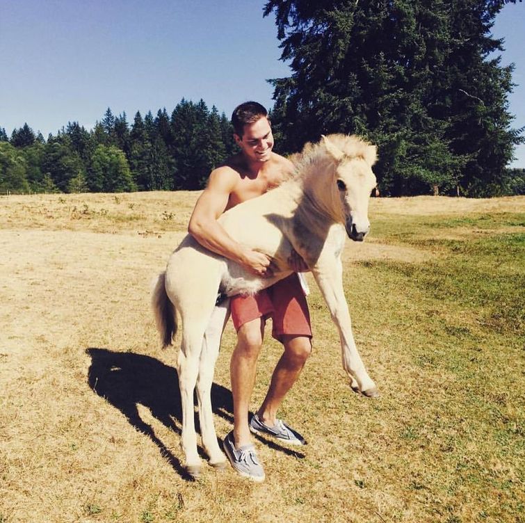 Парни троллят девушек, парни пародируют типичные фотографии из Instagram, brosbeingbasic