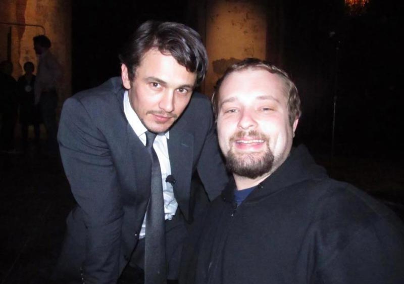 селфи со знаменитостями, парень делает фотографии со знаменитостями