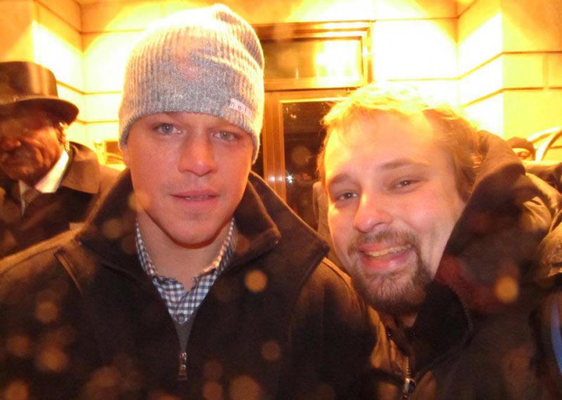 селфи со знаменитостями, парень делает фотографии со знаменитостями