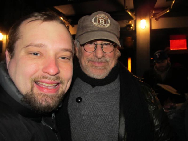 селфи со знаменитостями, парень делает фотографии со знаменитостями