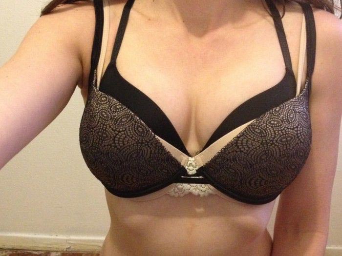 как мгновенно увеличить грудь, мгновенное увеличение груди, трюк с увеличением груди, увеличить грудь с помощью лифчиков