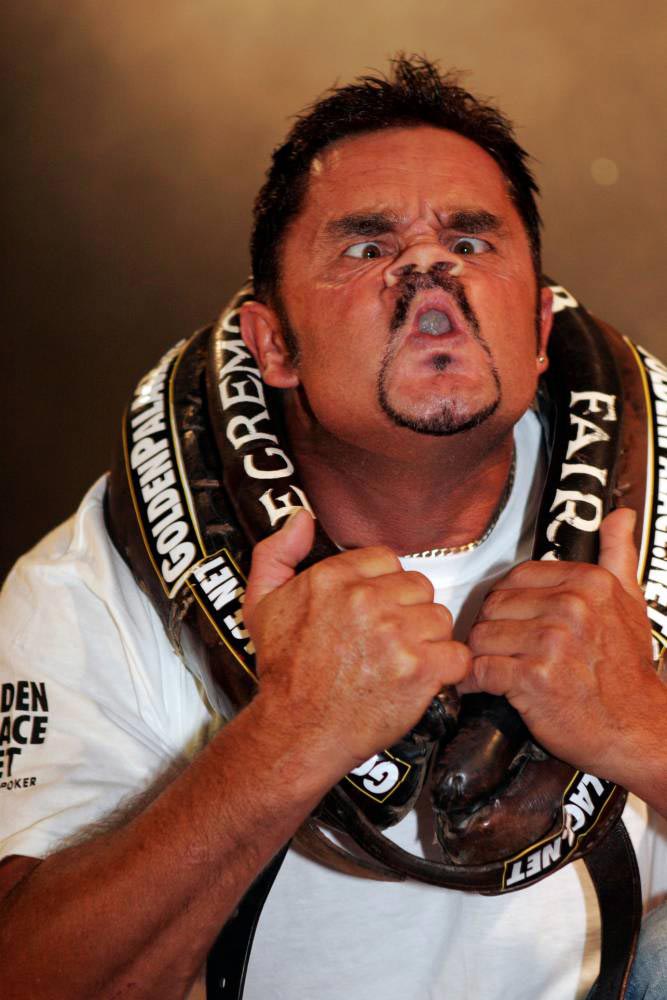 12 странных английских традиций, в реальность которых трудно поверить странные английские традиции, необычные английские традиции, английские традиции в которые трудно поверить