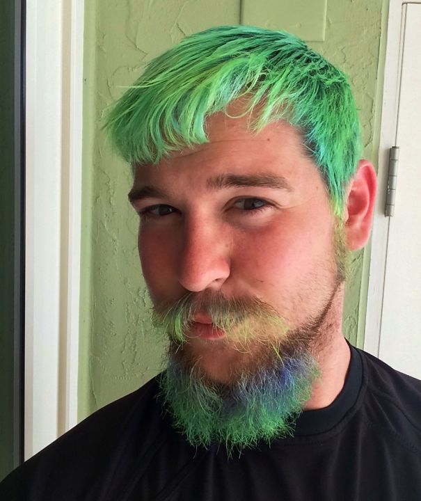 Как парню покрасить волосы в зеленый цвет