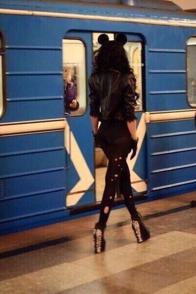 мода петербургского метро, мода метро, модники в транспорте, странные пассажиры метро 