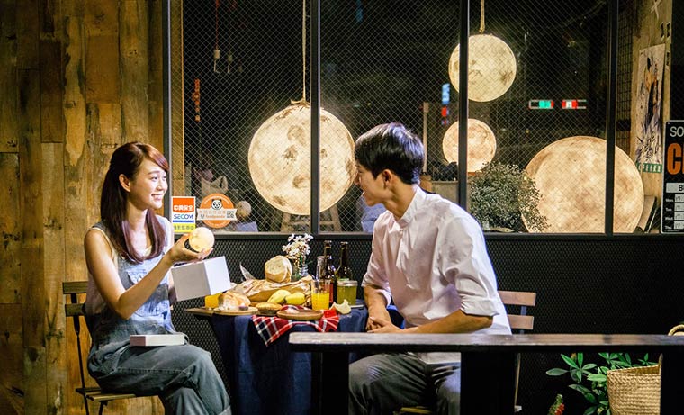 Luna Moon, лампа в виде Луны, светильник в виде Луны