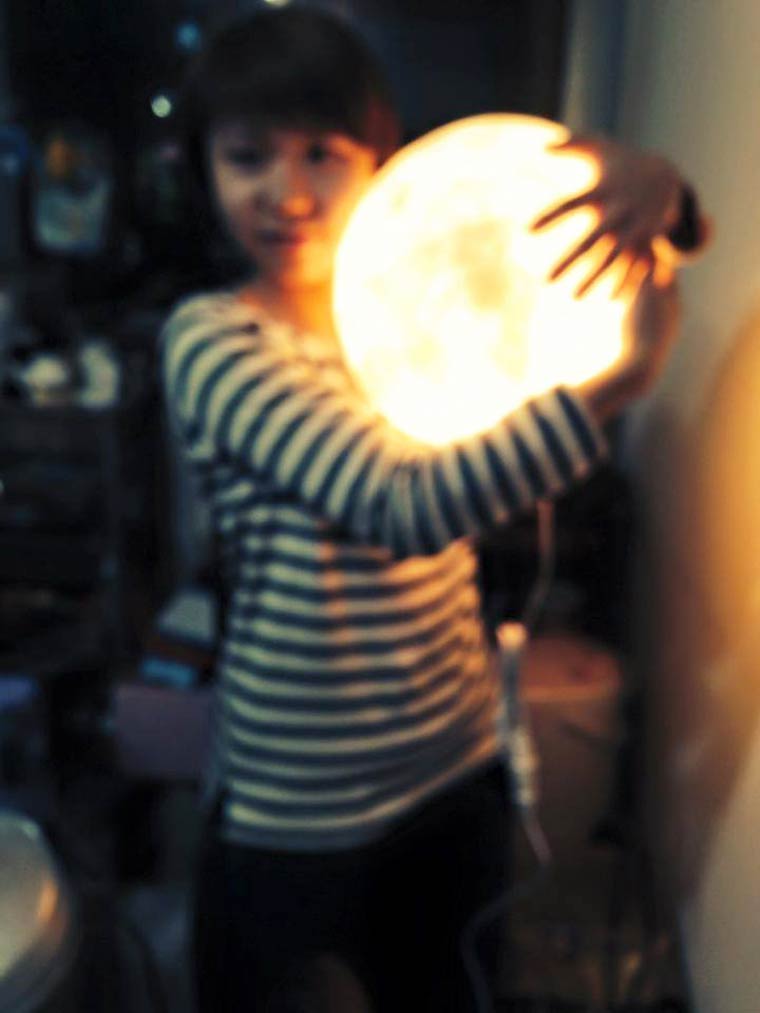 Luna Moon, лампа в виде Луны, светильник в виде Луны