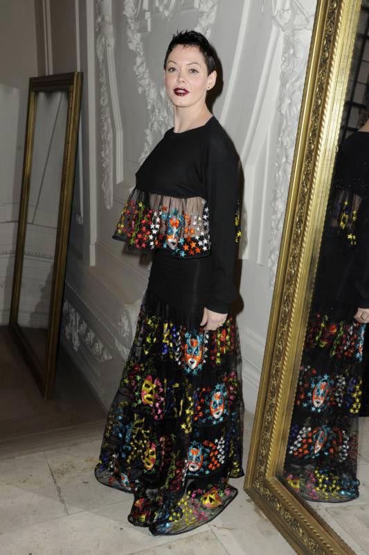 Самые нелепые и безвкусные наряды знаменитостей за первую половину февраля нелепые наряды голливудских знаменитостей, странные наряды звёзд