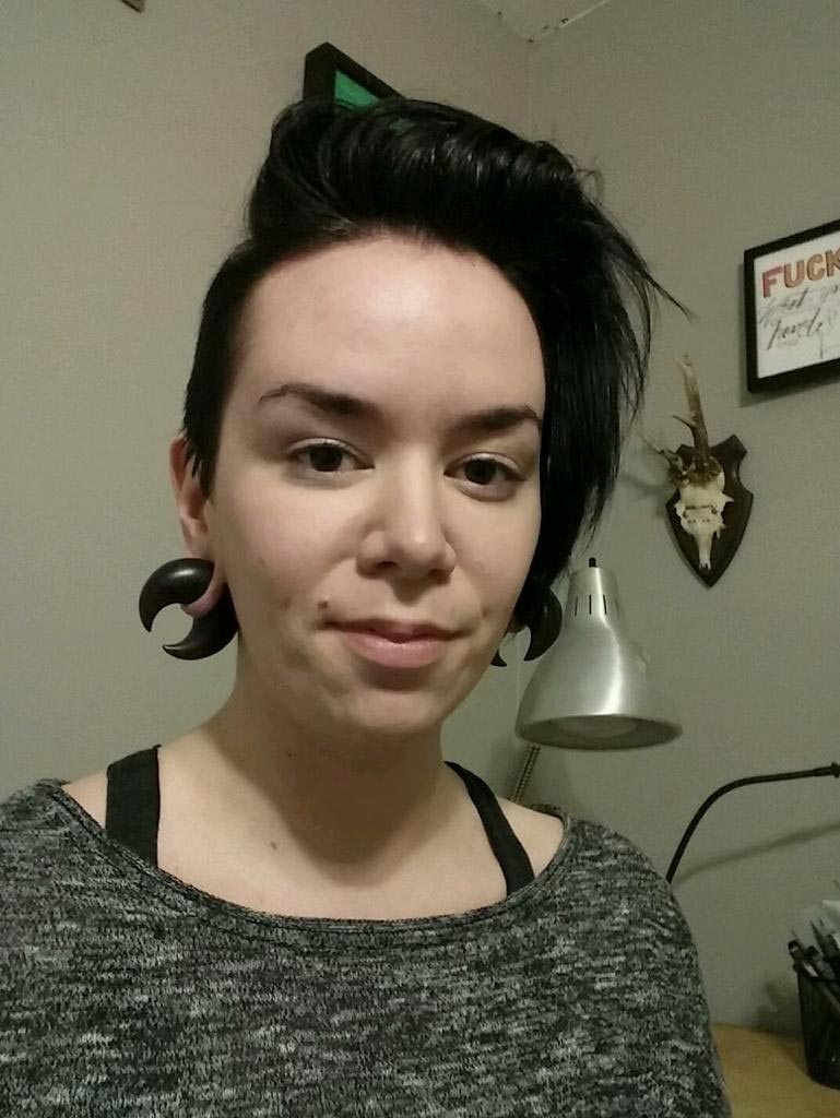 #girlyoudon'tneedmakeup, Эми Шумер, Девушки вам не нужен макияж, Girl, You Don't Need Makeup