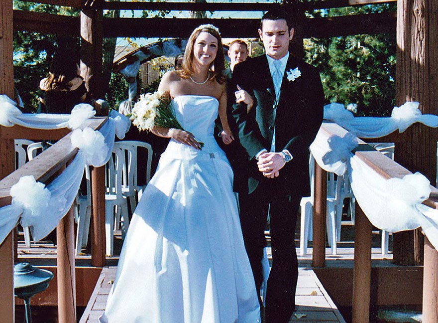 пара путешествует на яхте, пара путешествует с котом, Matt and Jessica Johnson