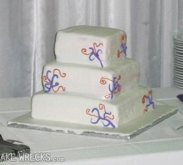 торты какими заказывали и какими получили, ужасные свадебные торты