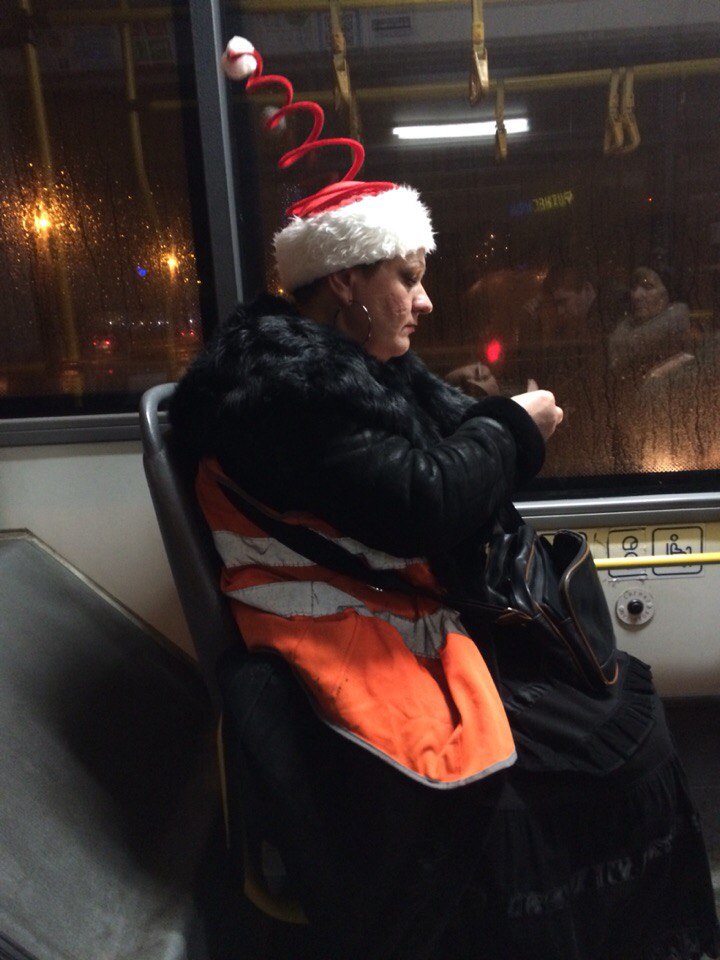 мода петербургского метро, мода метро, модники в транспорте, странные пассажиры метро 