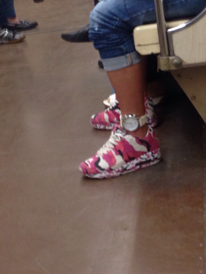 мода петербургского метро, мода метро, модники в транспорте, странные пассажиры метро 