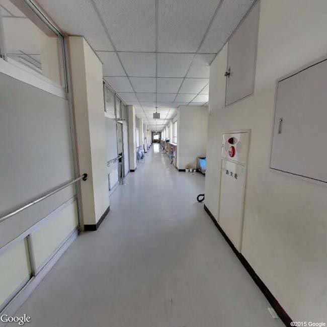 заброшенная школа в Намиэ, заброшенная японская школа, внутри школы Намиэ, внутри школы после Фукусимы