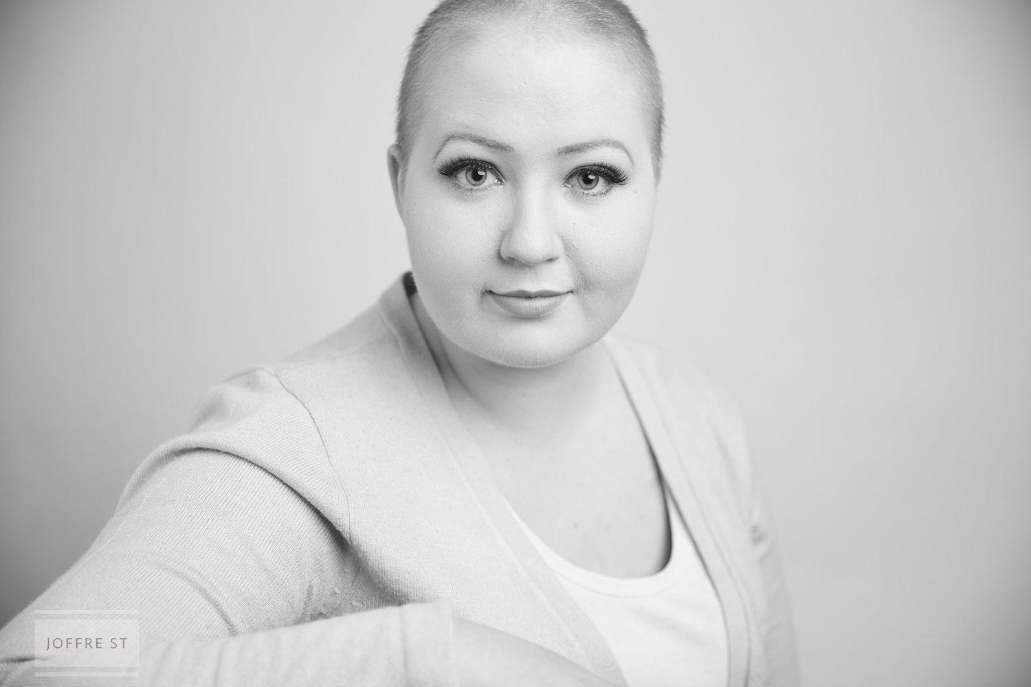 фотосессия после двойной мастэктомии и потери волос, фотосессия после двойной мастэктомии и химиотерапии, Эллисон Снэр, Allison Snare, девушка после двойной мас