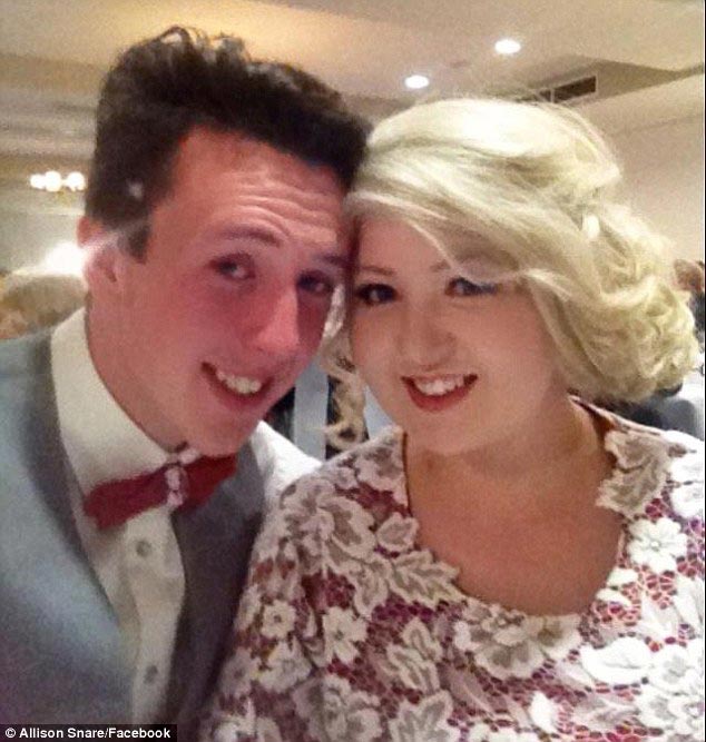 фотосессия после двойной мастэктомии и потери волос, фотосессия после двойной мастэктомии и химиотерапии, Эллисон Снэр, Allison Snare, девушка после двойной мас