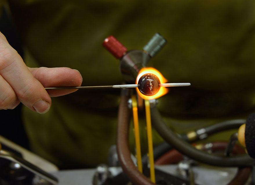  мемориальные бусы из пепла умерших,  Мэри Ку, Merry Coor