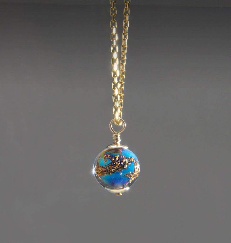  мемориальные бусы из пепла умерших,  Мэри Ку, Merry Coor