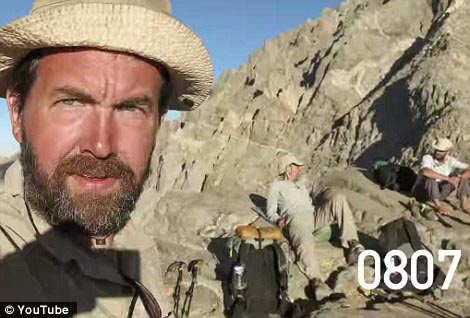 Энди Дэвидхэйзи, Andy Davidhazy, как менялось лицо путешественника, лицо путешественника во время путешествия, делал селфи через каждую милю