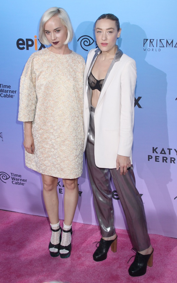 странные наряды знаменитостей, нелепые безвкусные наряды звёзд