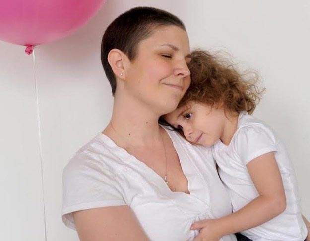 умирающая от рака мама, мама рак написала записки дочери, умирающая мама написала дочери записки