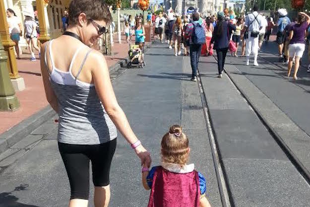 умирающая от рака мама, мама рак написала записки дочери, умирающая мама написала дочери записки