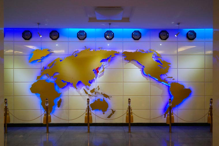 North Korean Interiors, Северокорейские интерьеры, Оливер Уэйнрайт, Oliver Wainwright