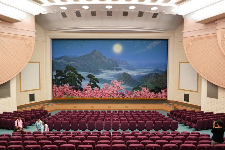 North Korean Interiors, Северокорейские интерьеры, Оливер Уэйнрайт, Oliver Wainwright