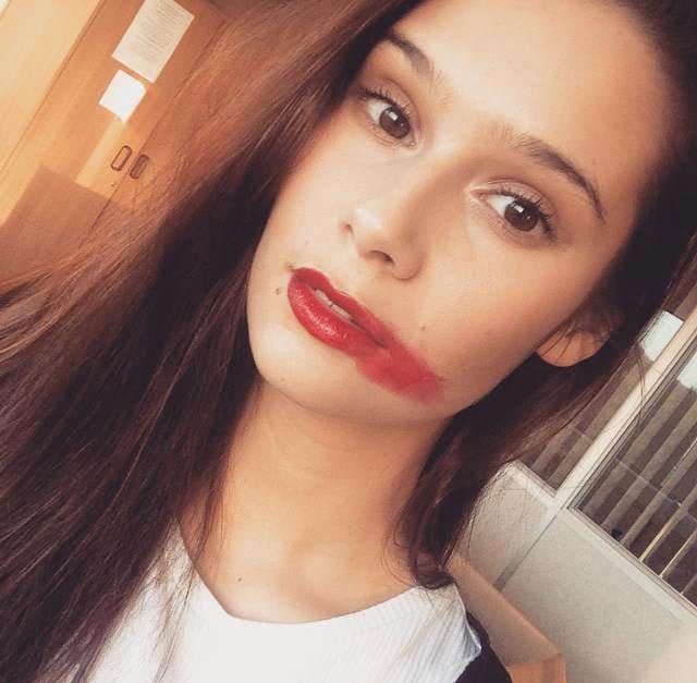 Smear For Smear, Смажь для мазка, #SmearForSmear, кампания против рака шейки матки, женщины о смазанной губной помадой, смазанная губная помада против рака 