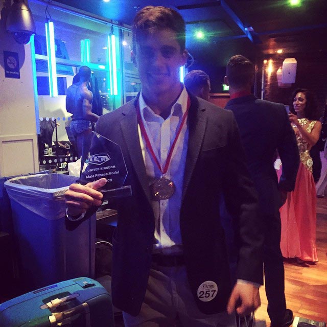 Студенты случайно узнали, что их преподаватель математики горячая фитнес-модель Пьетро Бозелли, Pietro Boselli, преподаватель фитнес модель, преподаватель математики модель, студенты узнали что преподаватель модель