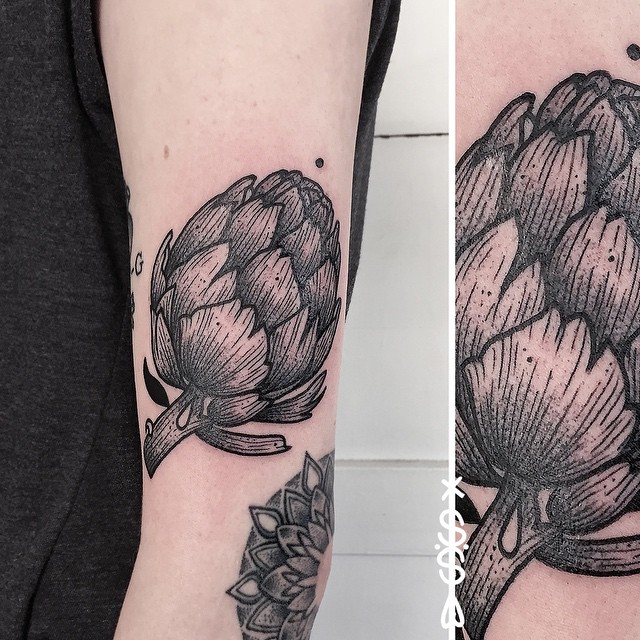 чёрно-белые тату, татуировки с едой