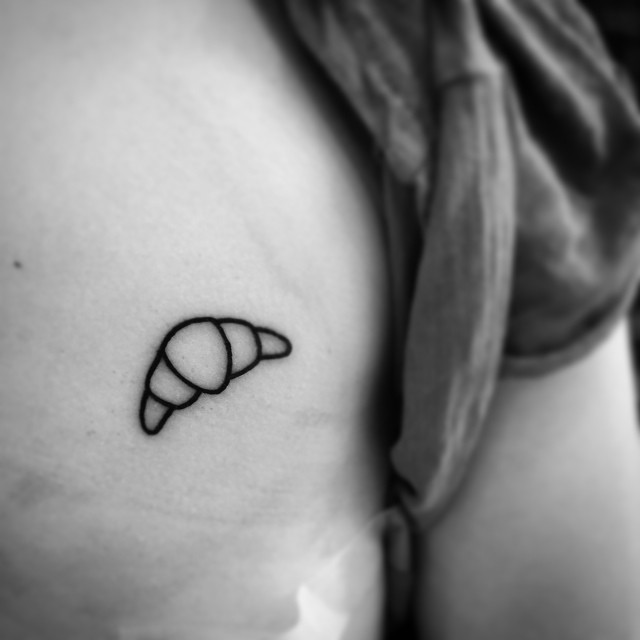 чёрно-белые тату, татуировки с едой