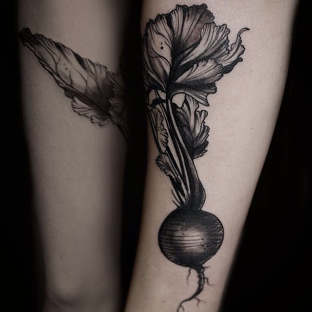 чёрно-белые тату, татуировки с едой